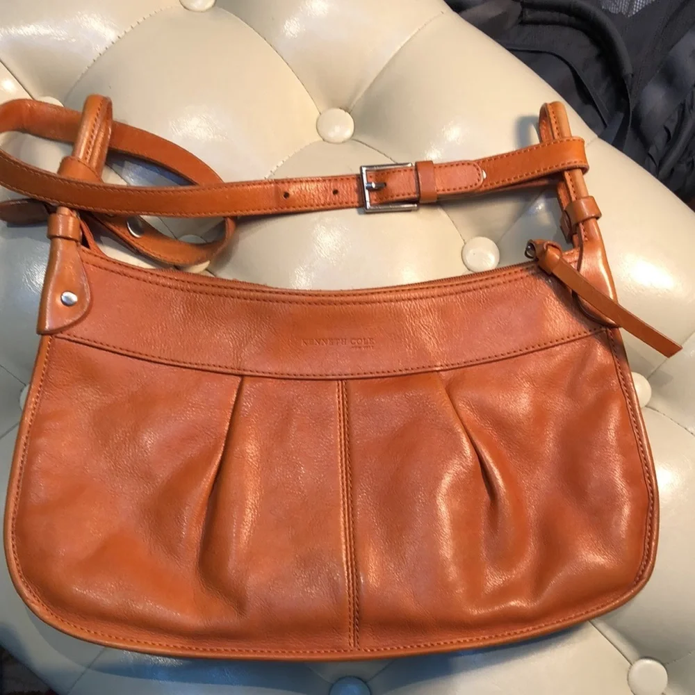 Genuine Leather Vintage Kenneth Cole NY handbag
